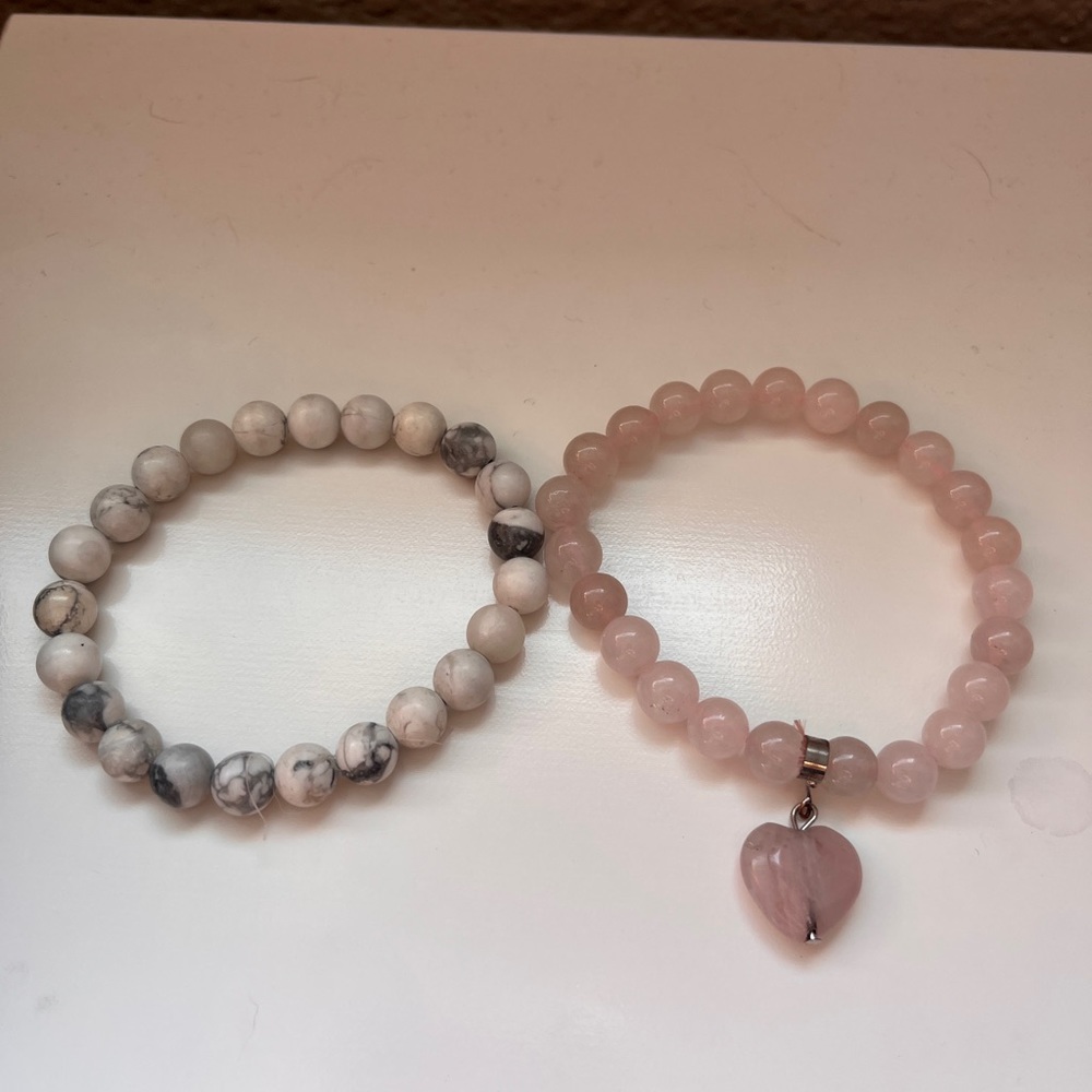 2 Bracelets - Picture 2 of 2